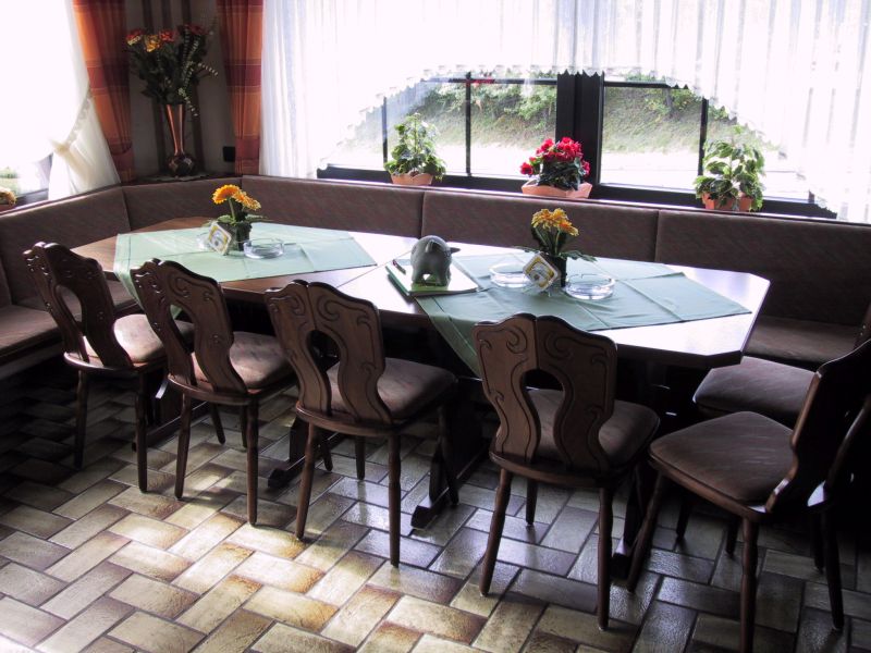 CDU-Stammtisch leer(klicken zum vergr�ssern)